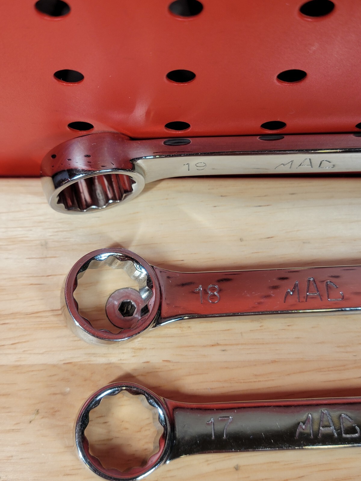 MAC Tools 8-Piece Stubby Metric 12mm-19mm Combination Wrench Set 12-Point