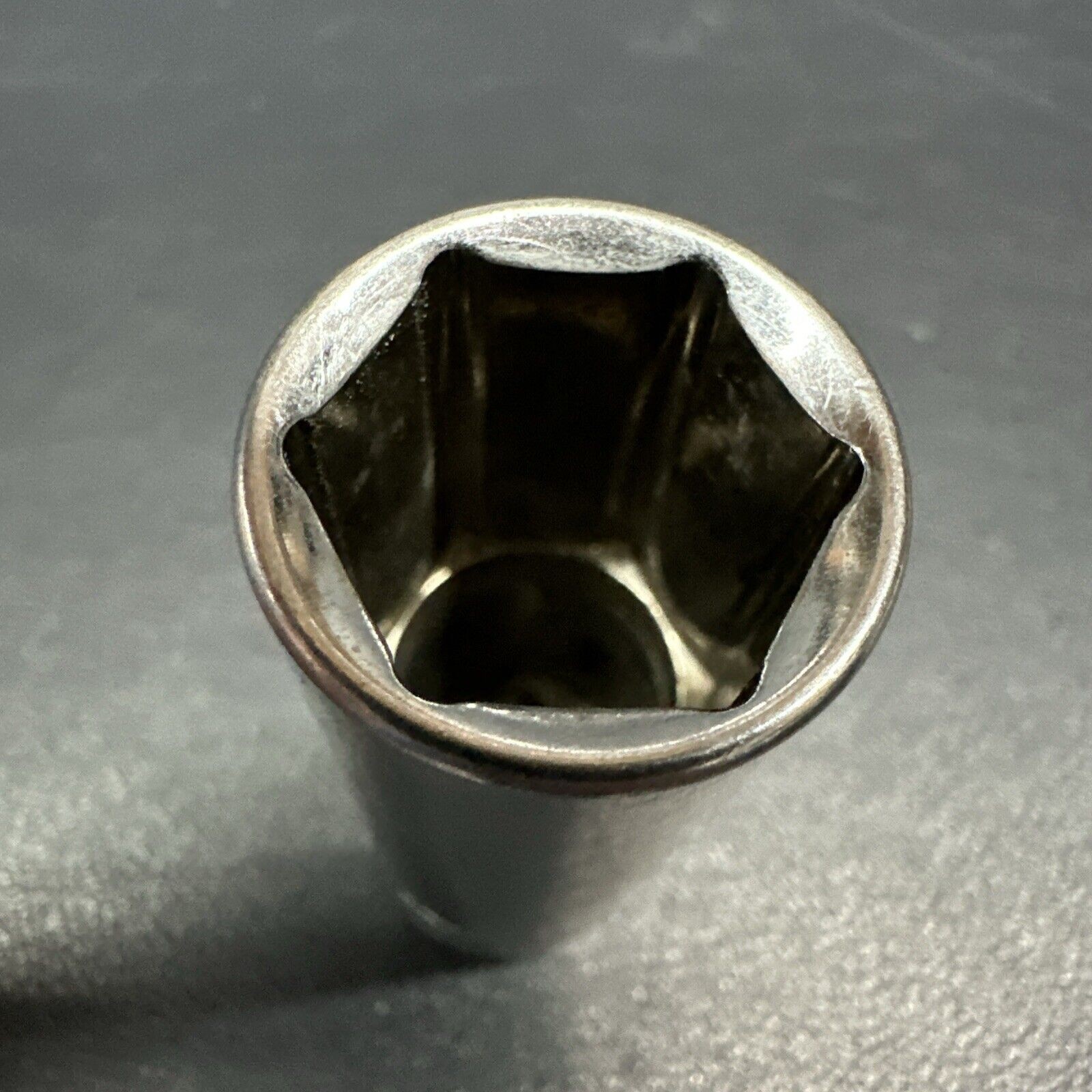 PowerBuilt 11/16” Socket 3/8″ Drive 6 Point Deep SAE Socket CR-V