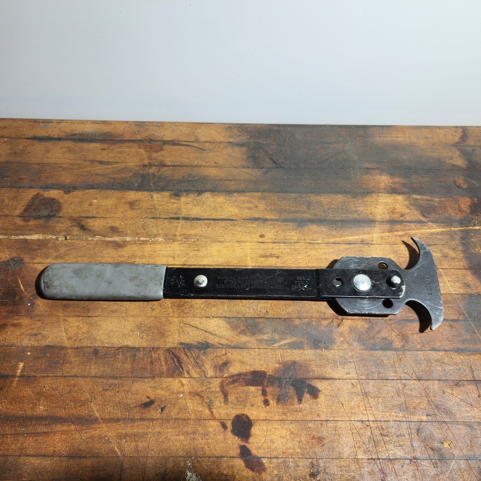 MAC Tools SP566A Heavy Duty Adjustable Angle Seal Remover Made In USA