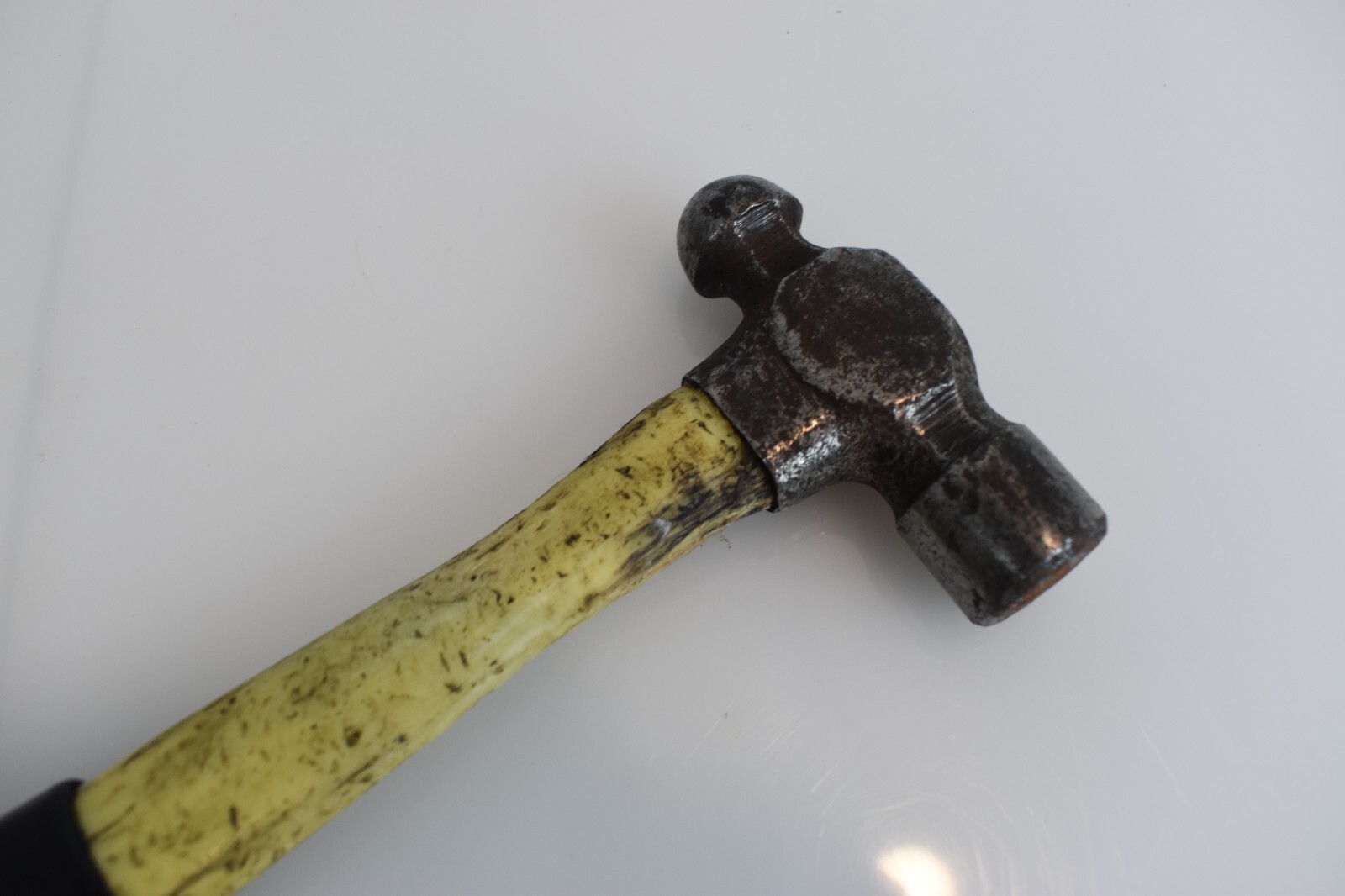 Blue Point Tools BPN8B 8 OZ Ball Peen Hammer Fiber Glass Handle USA