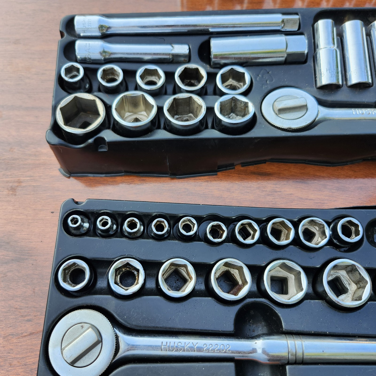 Vintage Husky USA Socket Sets (2) SAE Plus Metric/Sae 1/4″& 3/8″ Sockets 78 Pcs