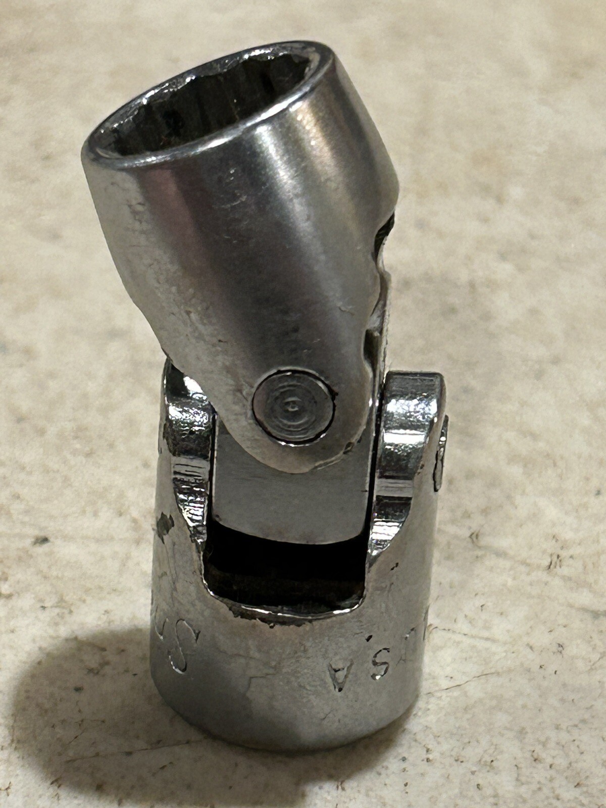 Snap On 3/8 Drive 7/16 12PT Swivel Socket FVU14