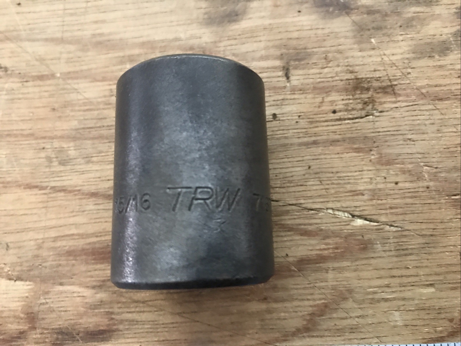 Lot Of One 15/16” Socket 1/2” Drive Marked TRW #71671 Heavy Duty 6pt