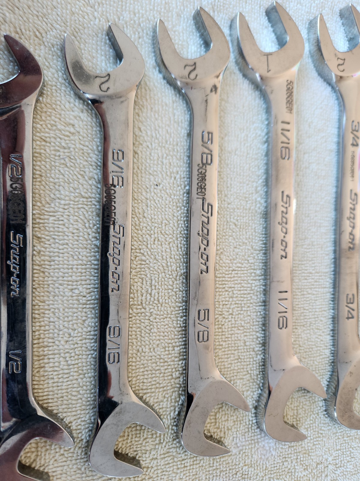 Snap On 7 Piece SAE Four-Way Angle Head Open-End Wrench Set VS807B
