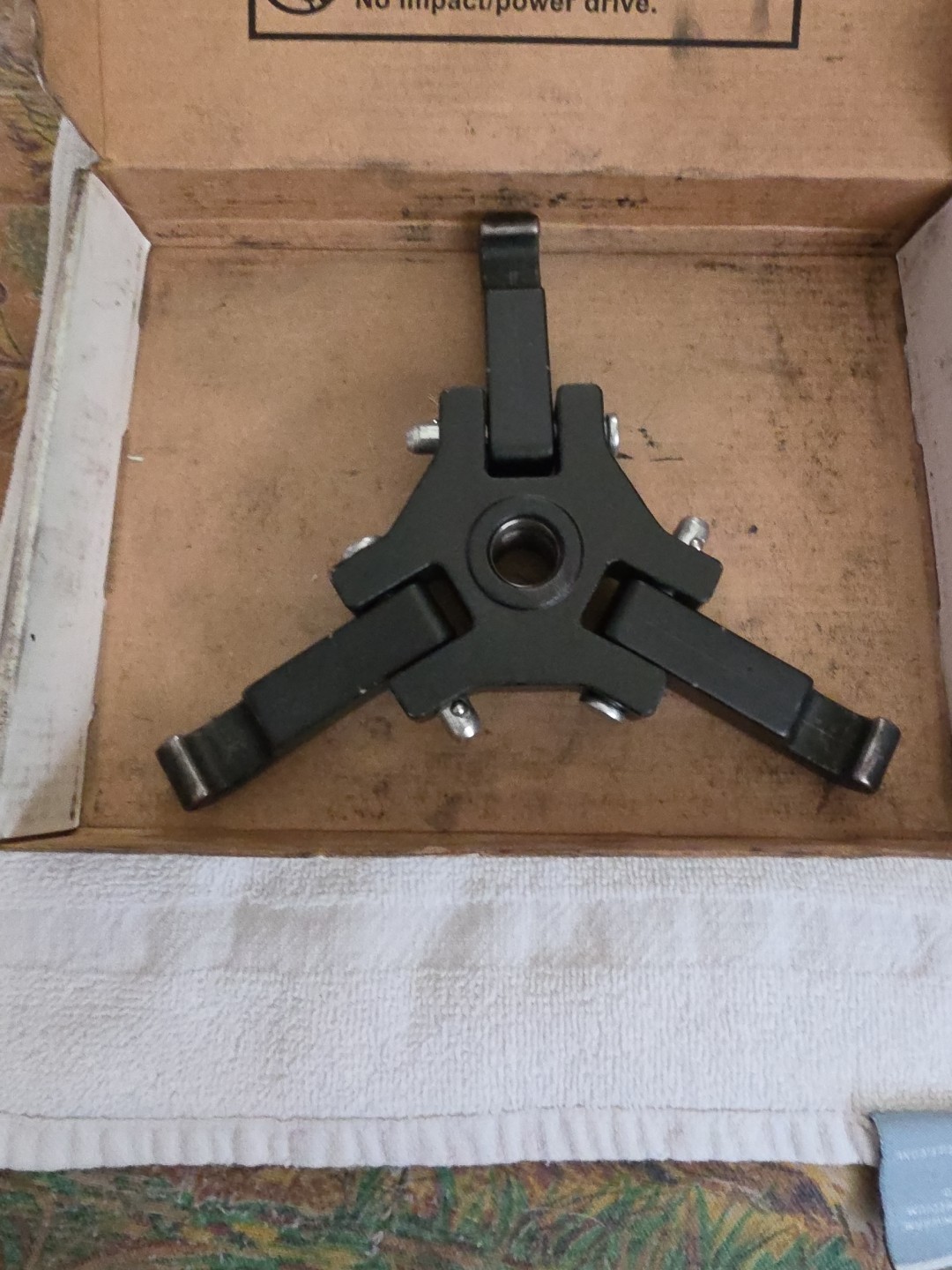 Schley Harmonic Damper Pulley Puller 97400B