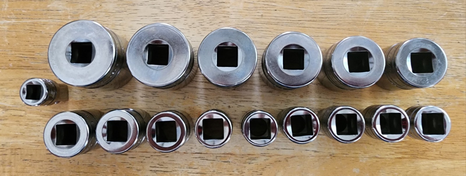 Snap-On 1/2 Dr 16pc 6Pt Shallow Socket Set 3/8- 1-1/4 313TWYA 3/8 to 1/2 Adapter