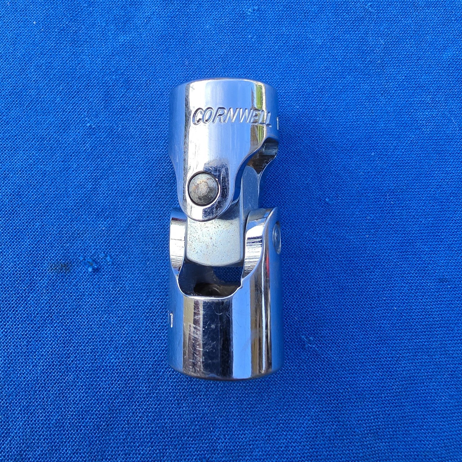 Cornwell U2116 Universal Swivel Flex Socket 3/8 Drive 12 Pt. 1/2″ USA