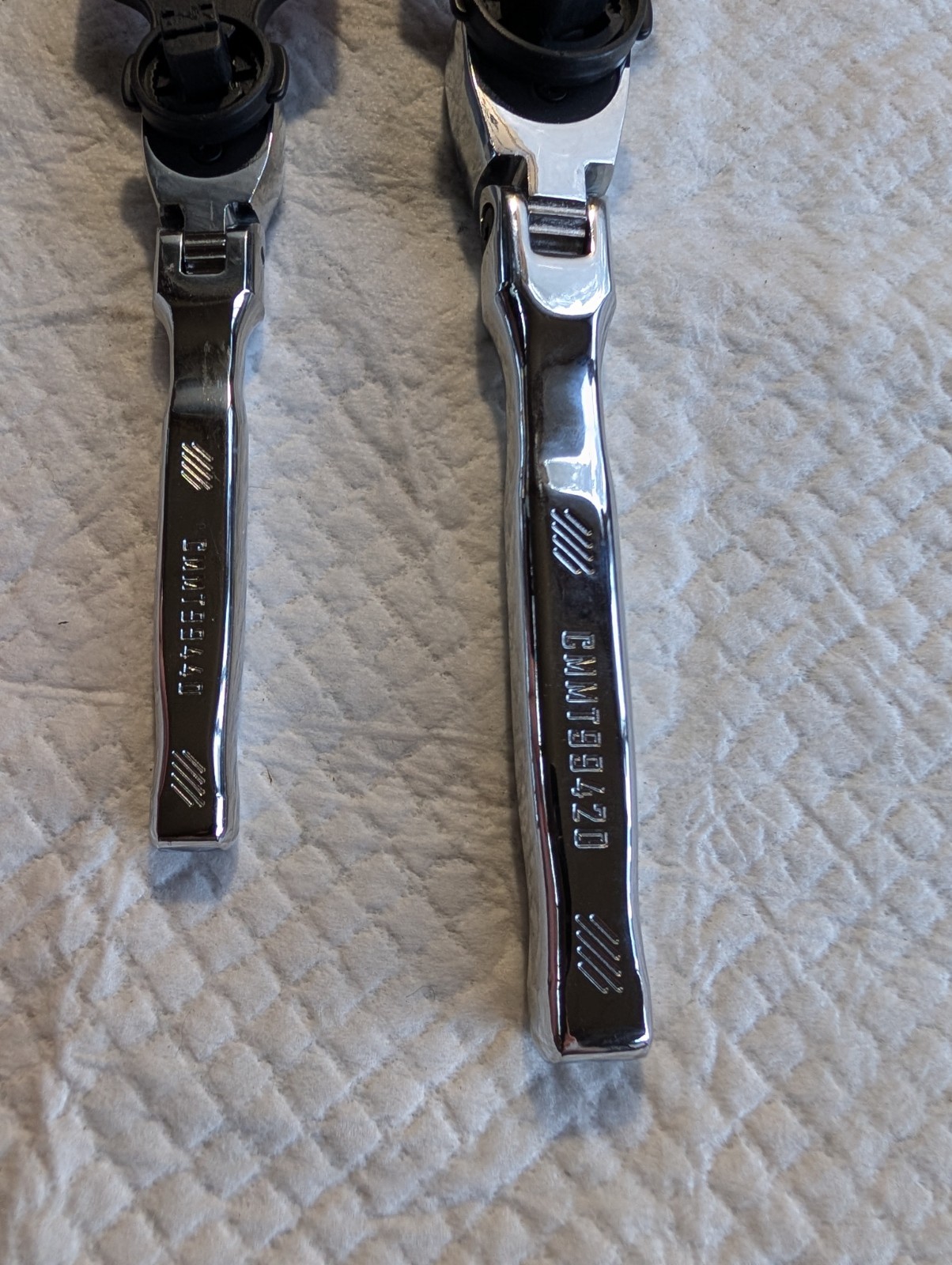 Craftsman Pair Flexhead Ratchets 1/4″/3/8″ Drive(CMMT99420/CMMT99440)