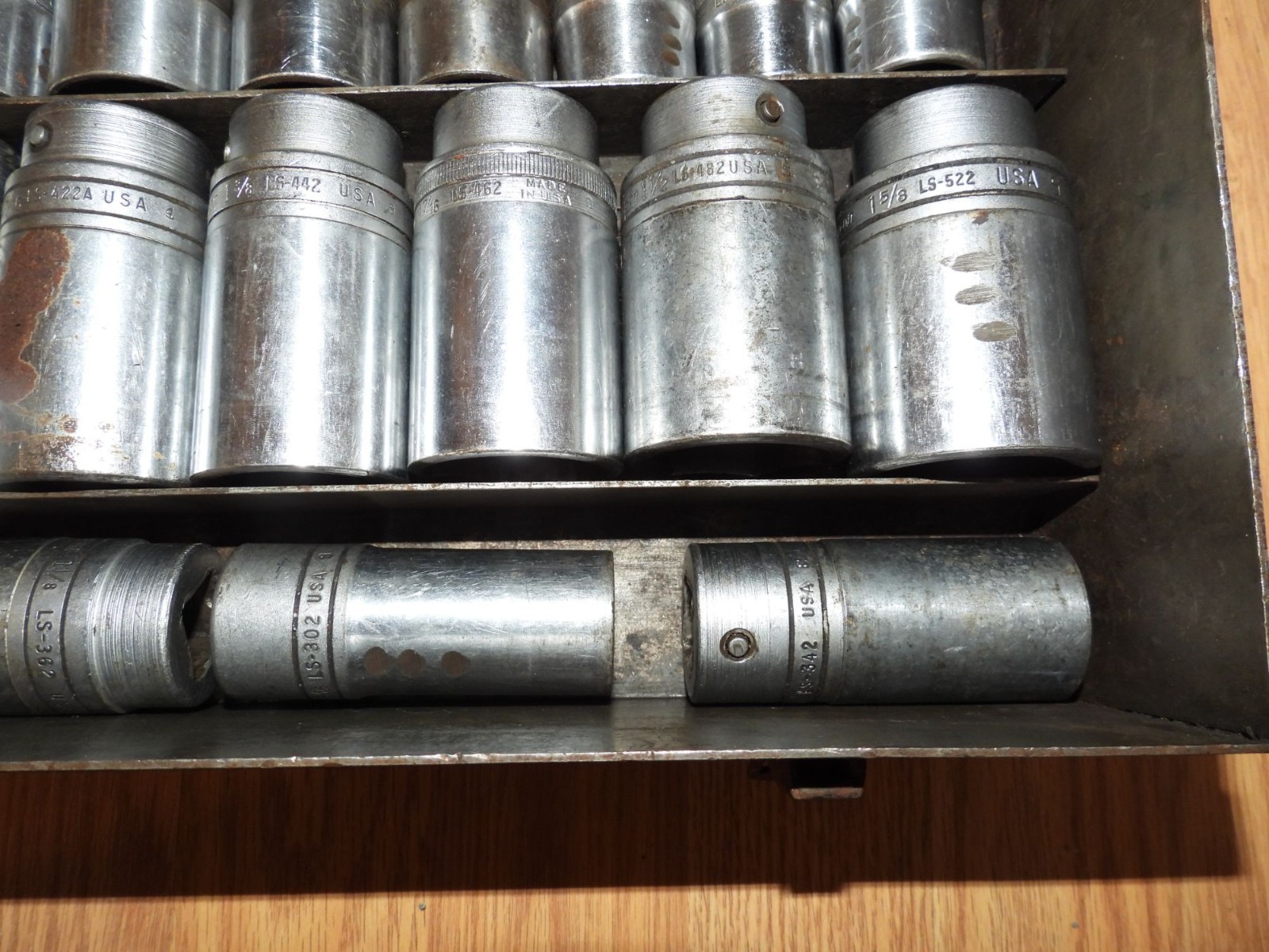 Vintage Snap On 28 Pc 3/4″ 3/4inch Drive Socket Set w/ Dr Metal Box