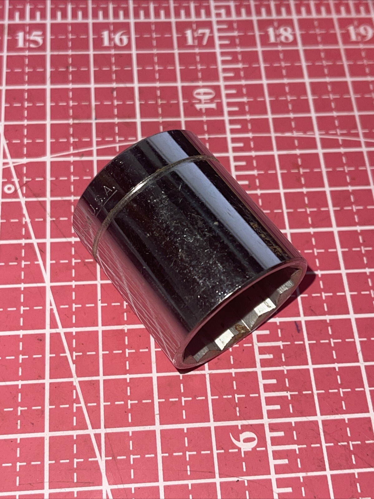 Duro Indestro USA 47029 29 MM Metric 1/2 Drive 12 point Socket Vintage 29MM 1/2”