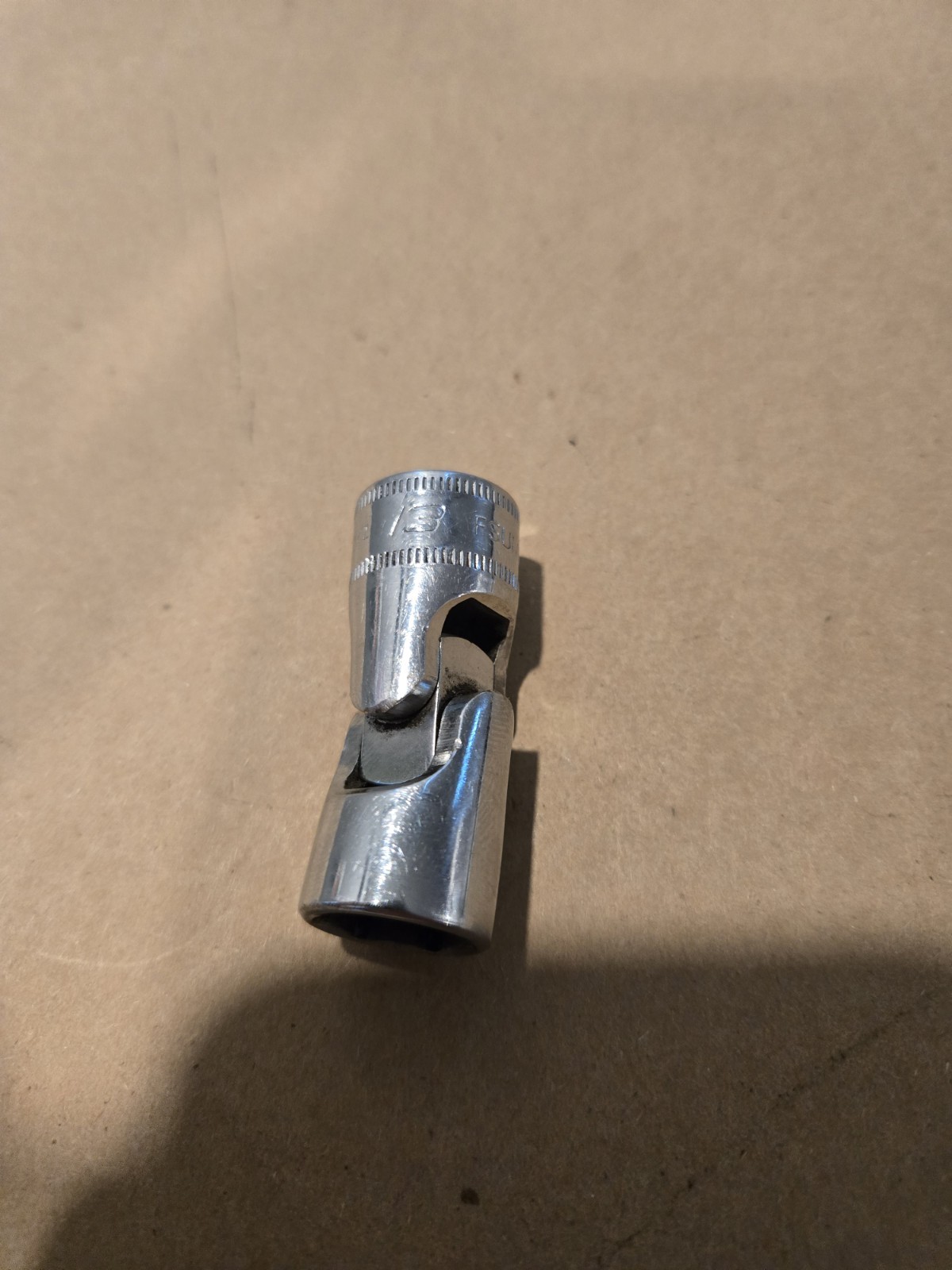 Snap On 3/8″ Drive 13MM 6PT Metric Chrome Universal Swivel Socket USA FSUM13