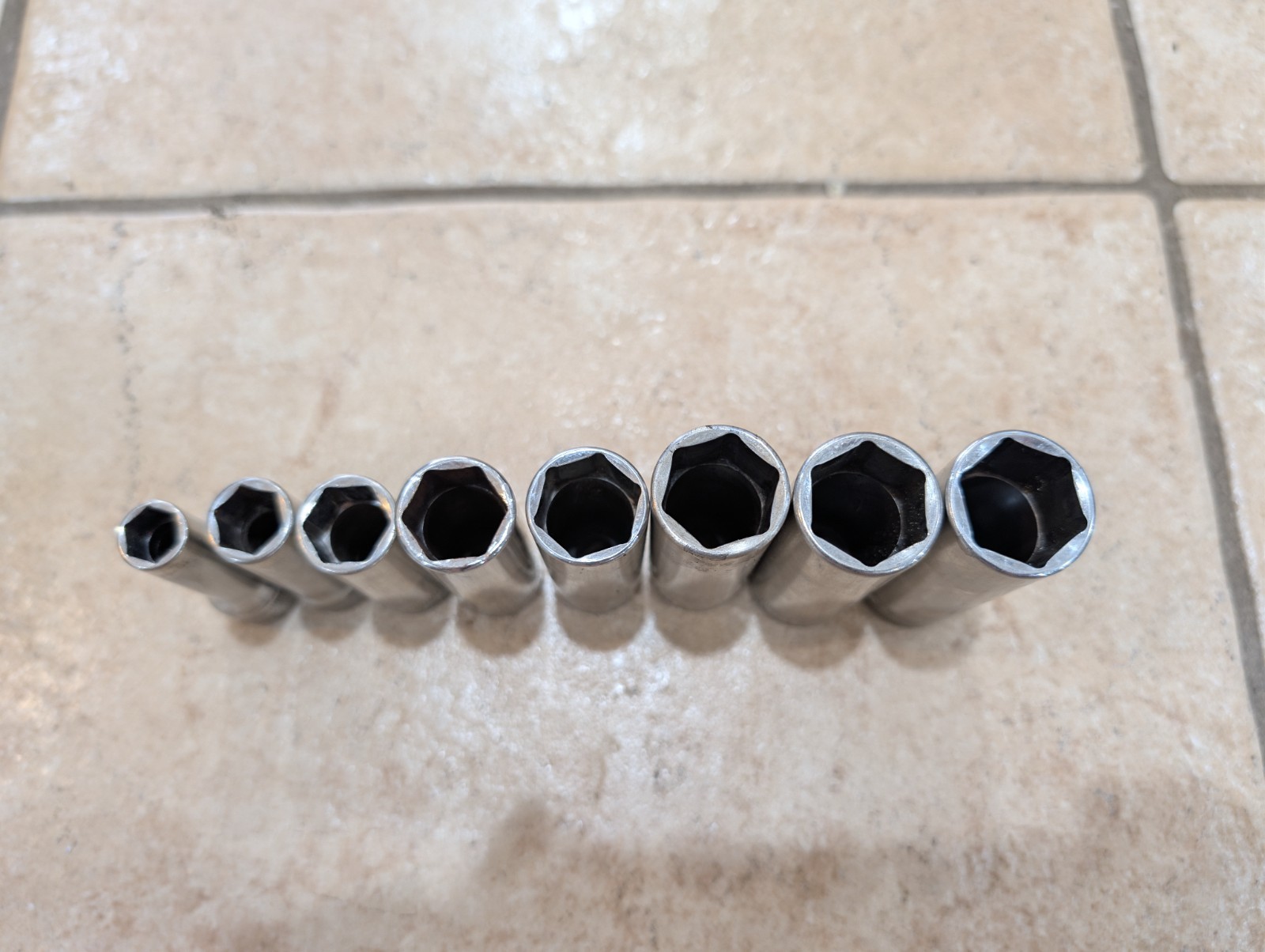 Snap On 3/8 Drive Deep Metric 6 Point Socket Incomplete Set USA Plastic Tray