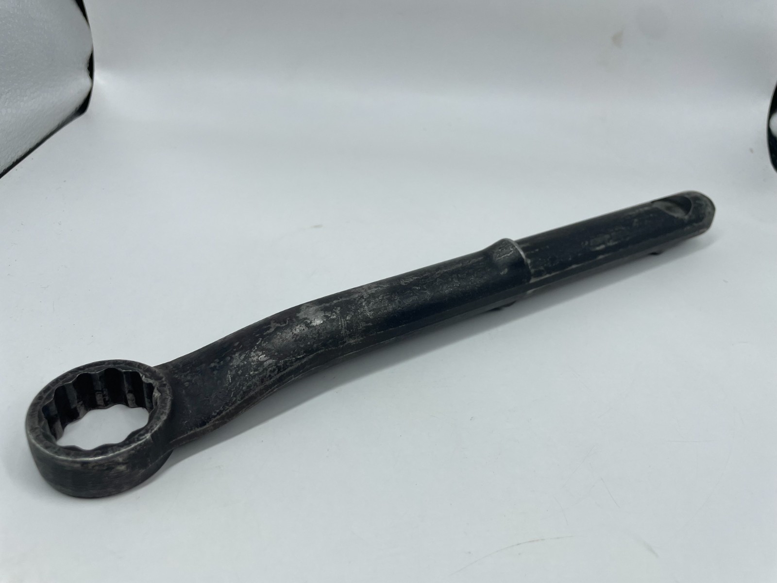 Snap-on 15/16″ XH130C 12-pt Heavy-Duty Tubular Straight Box Wrench