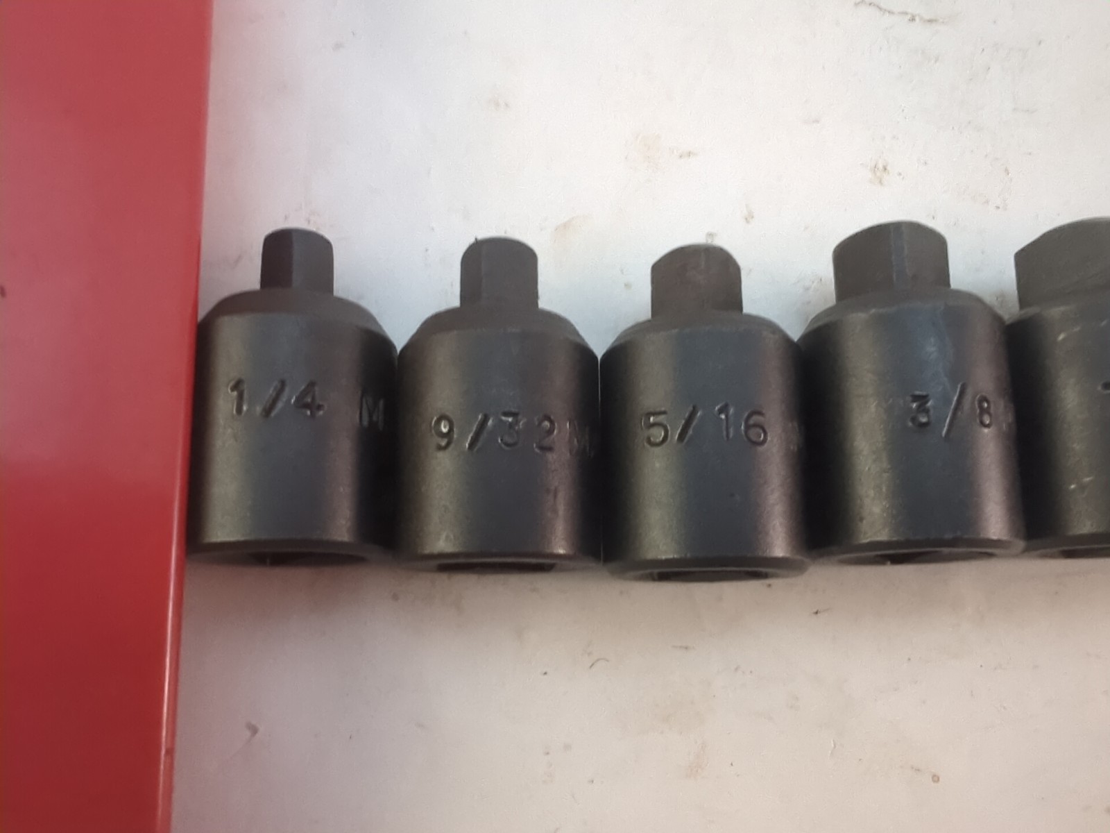 8 Pc. Matco 1/4″-5/8″ SAE 1/2″ Drive Square External Drain Plug Socket Set