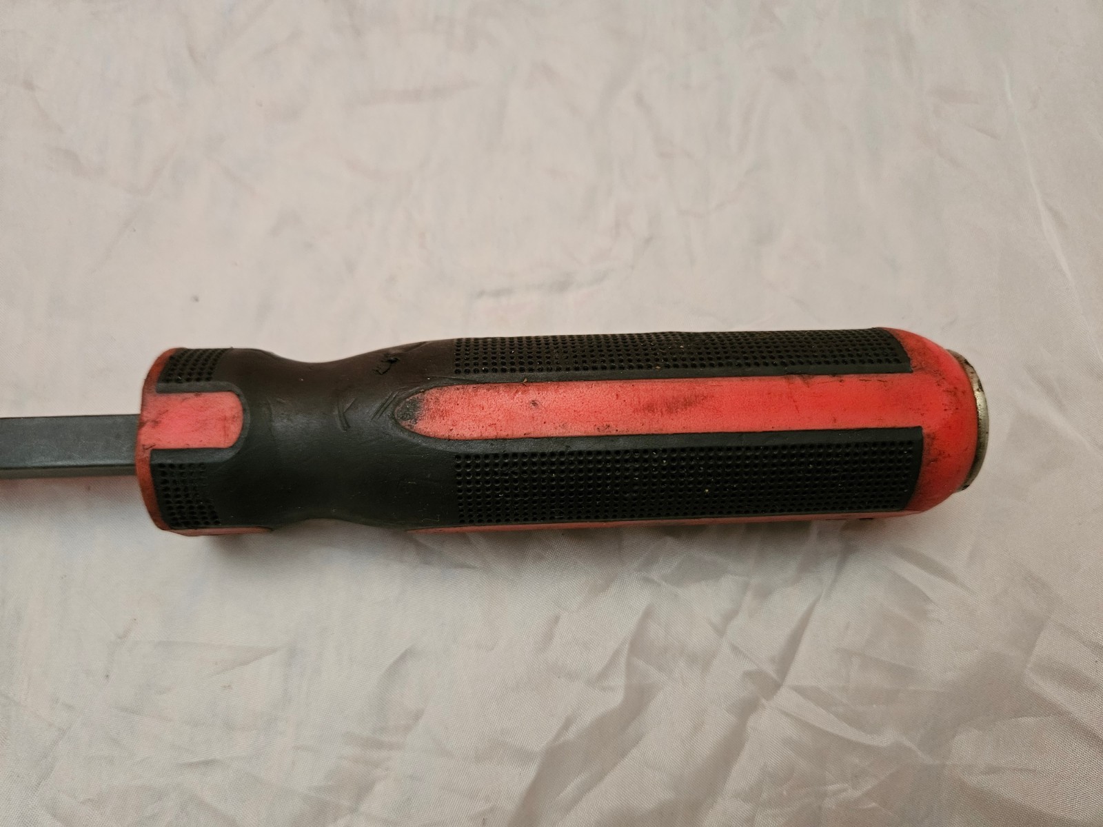 MAC CPB12R 11.5″ Curved Head Striking Pry Bar Prybar Red Soft Handle S2