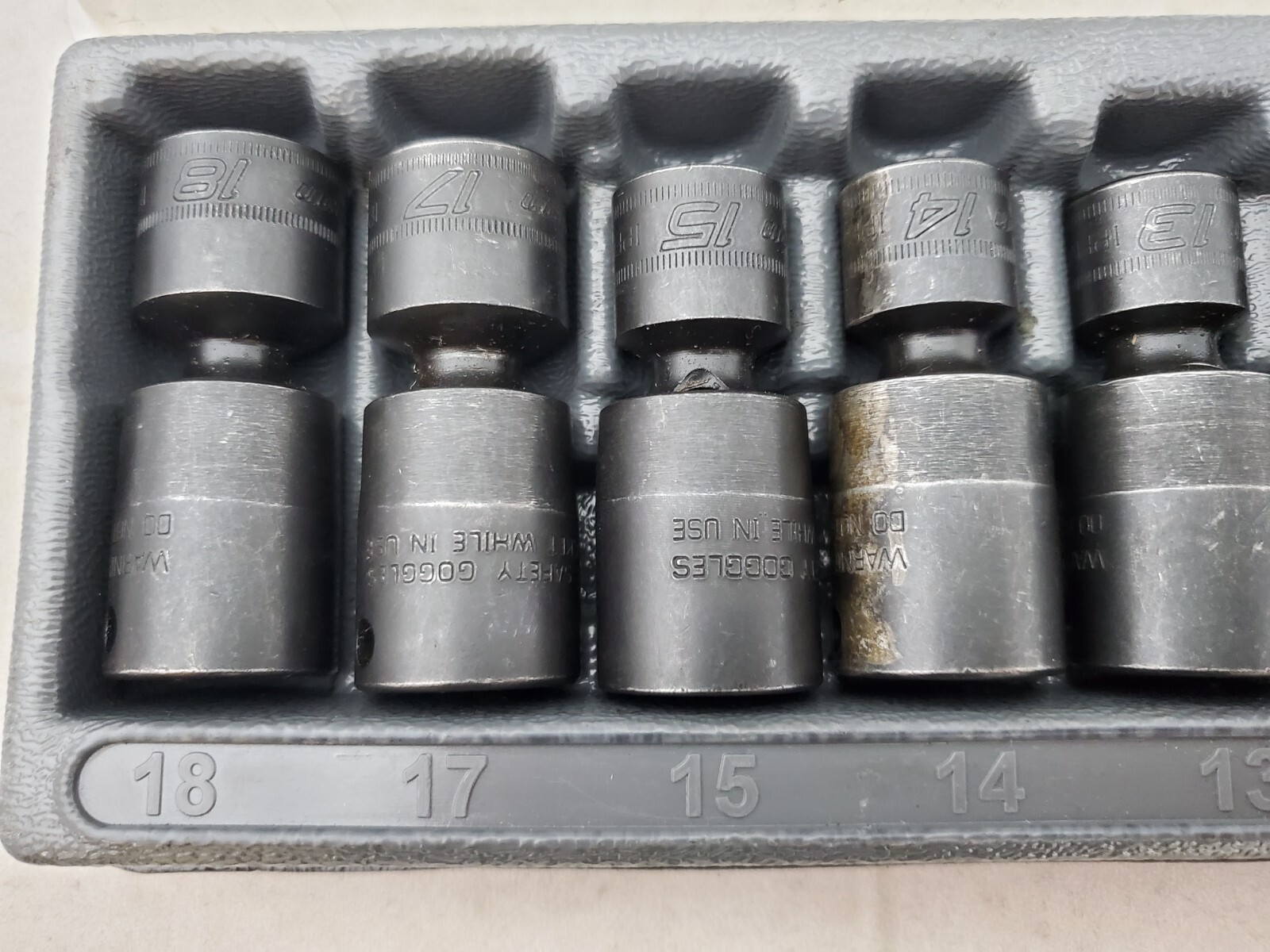 Snap On 207IPFM Metric Flank Drive Shallow Impact Swivel Socket Set, 7Pc 3/8Dr