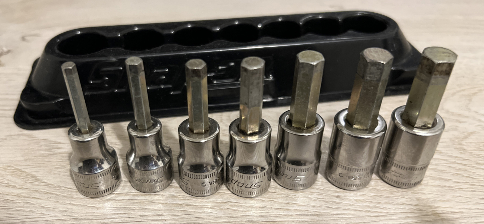 Snap On Tools 3/8″ Drive 7 Pc Metric Hex Socket Set 207EFAMY 4-10mm With Tray