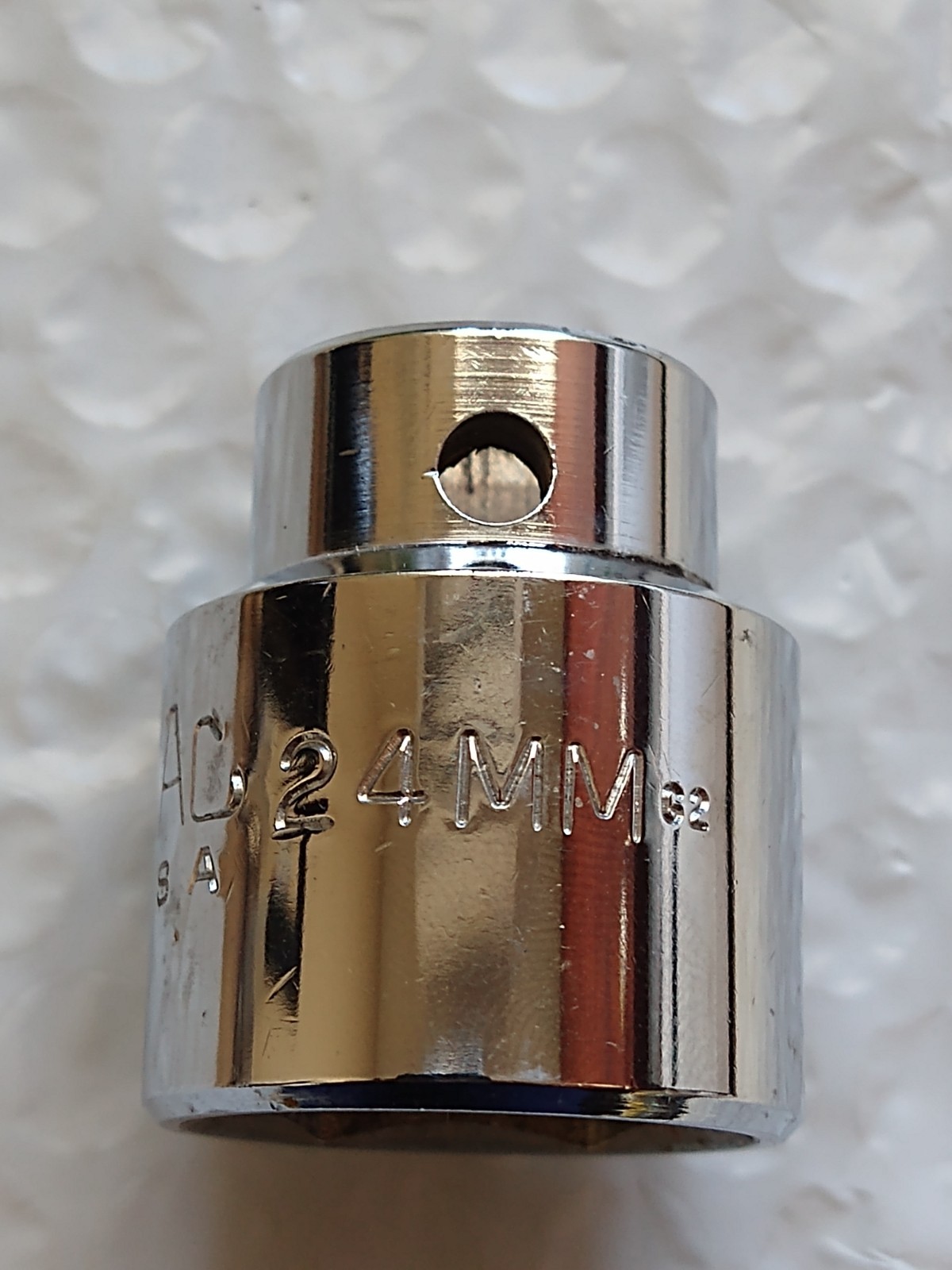 MAC TOOLS V6-24MM, 1/2″ DRIVE, 24MM. SOCKET, SHALLOW, 6 POINT.