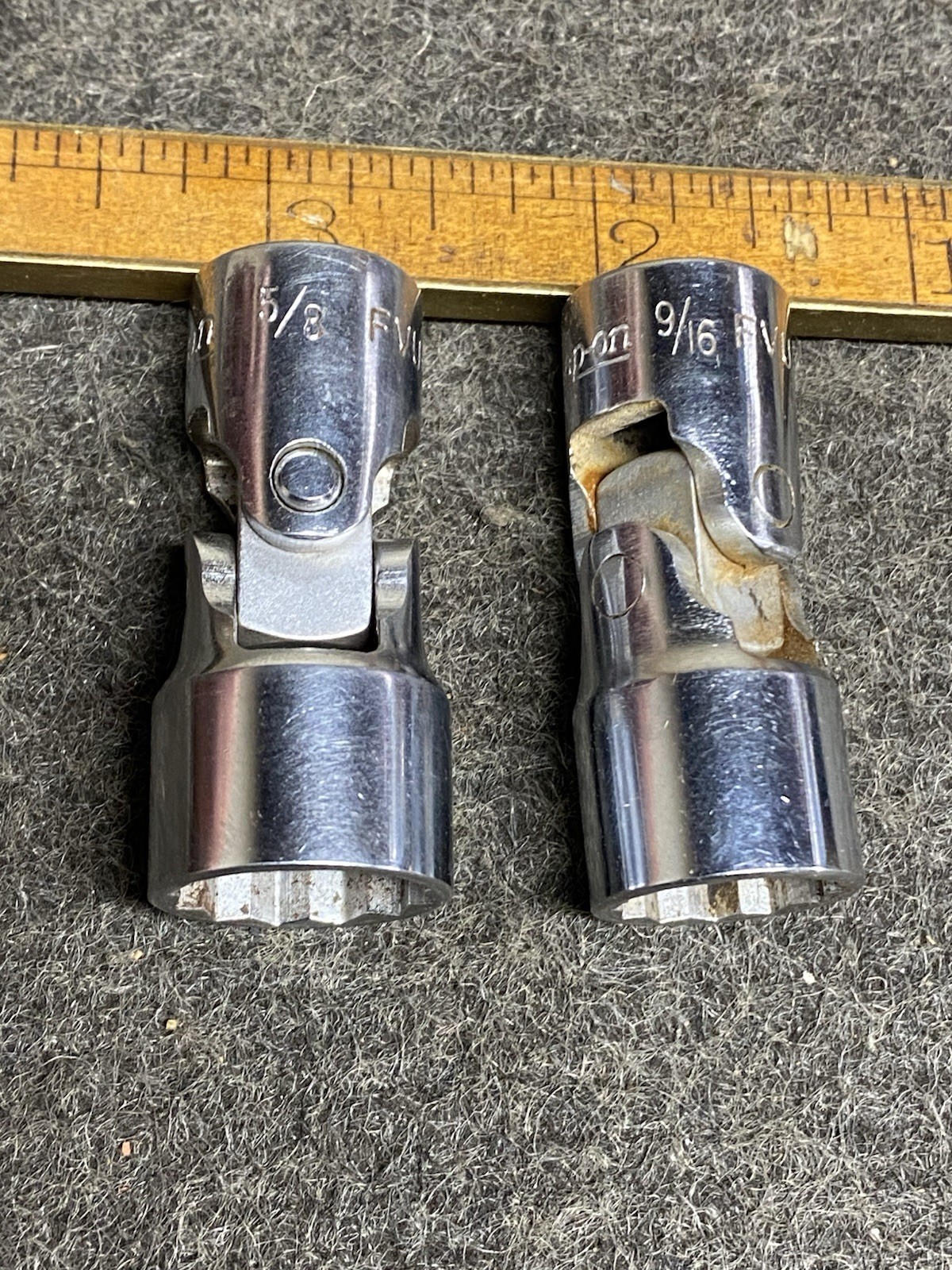 Snap-on 9/16″ , 5/8” Swivel Flex Sockets 3/8″ Dr 12 Pt FVU18 FVU20 USA