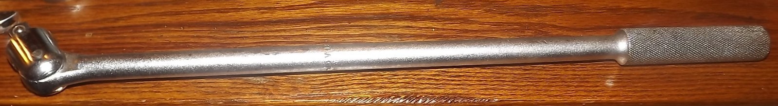 Mac Tools V18F Flex Head 18″ Breaker Bar 1/2″ Dr.