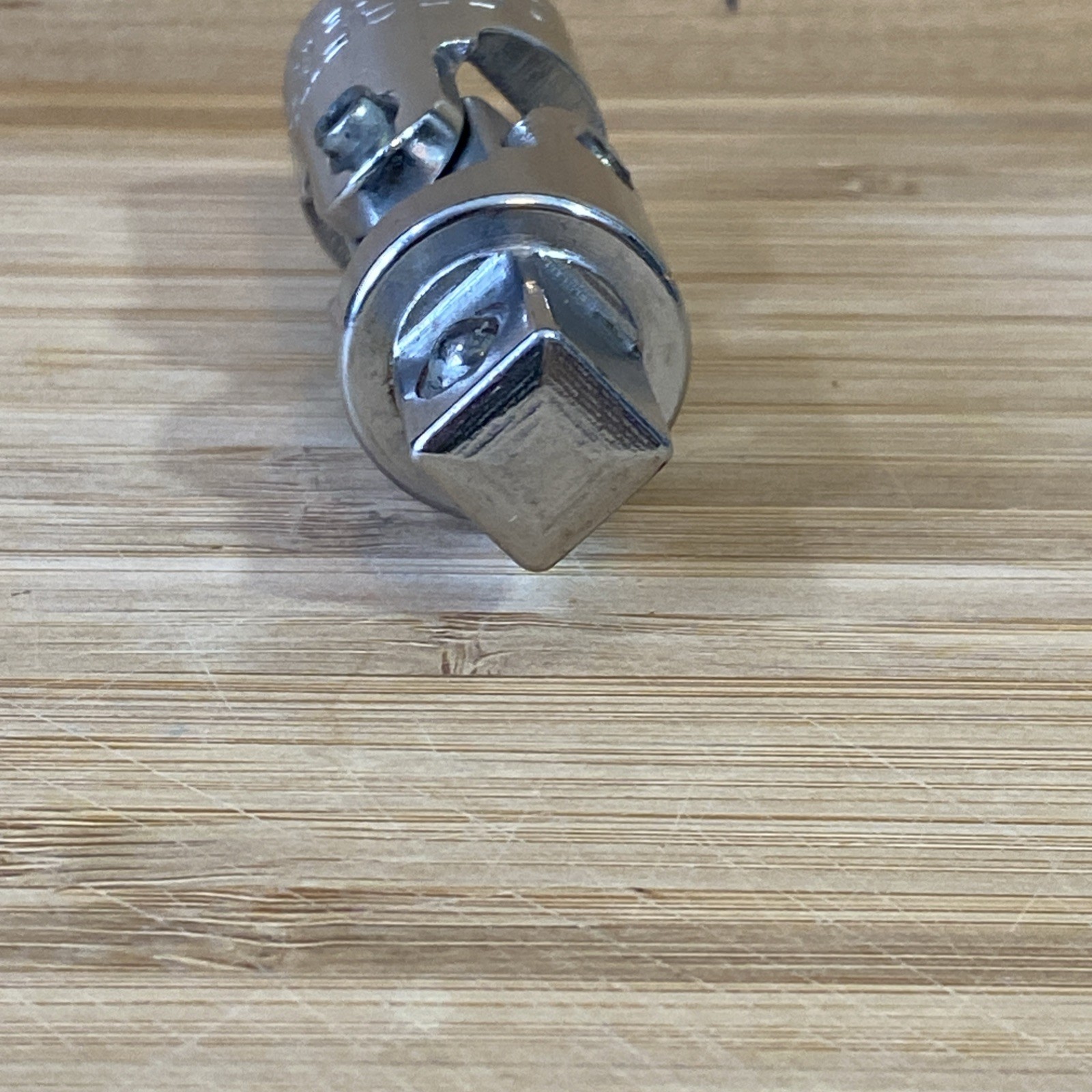 Craftsman USA 1/2″ Drive -V- 4425 Swivel Universal Joint Socket Adapter MINT