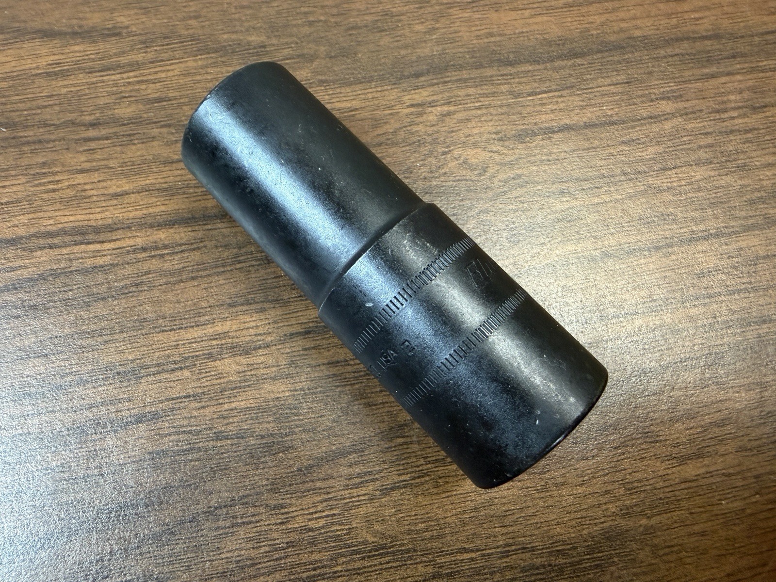 Blue-Point LSR1250 Double Ended Lugnut Flip Socket 19MM 21MM 1/2″ Square Drive