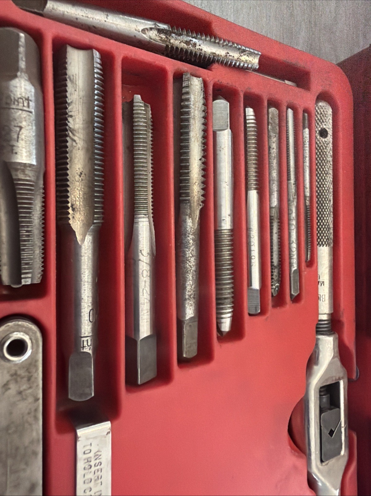 Snap on blue point TD2425 SAE tap and die set