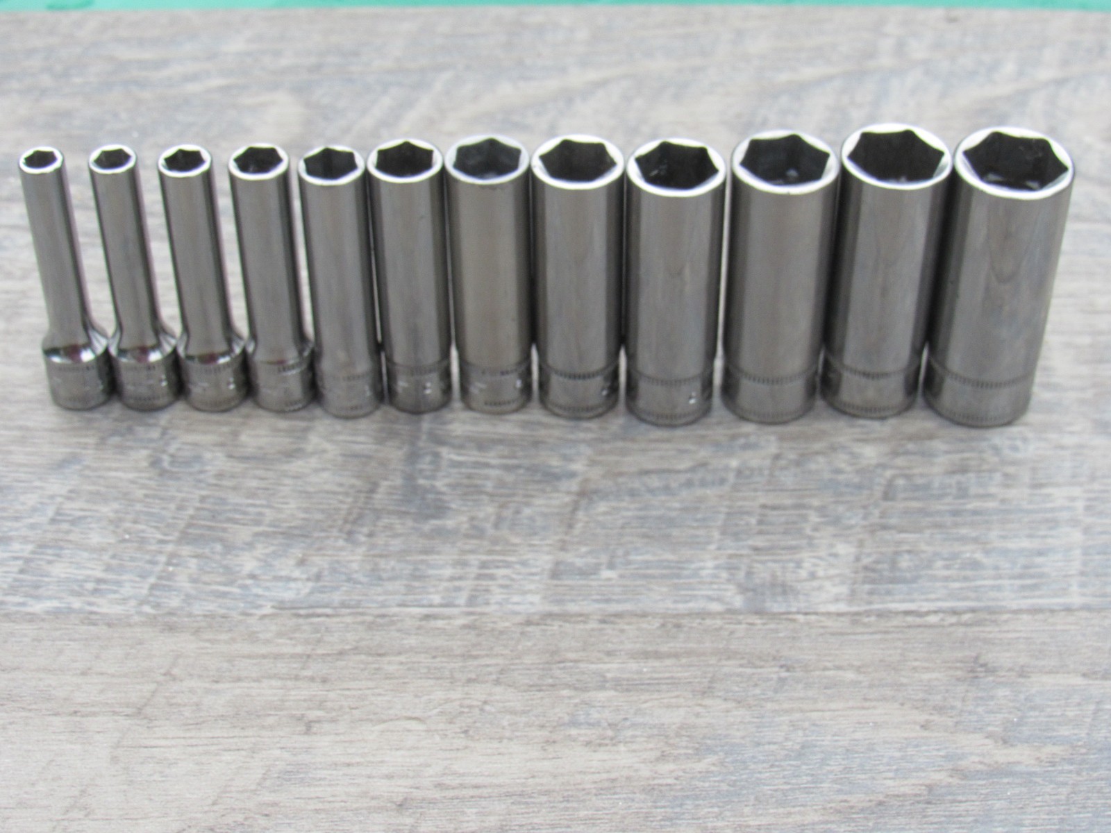 SNAP ON 12 PC 112STMMY 1/4″ METRIC 6 PT DEEP SOCKET SET 5MM – 15MMSTMM5 – STMM15