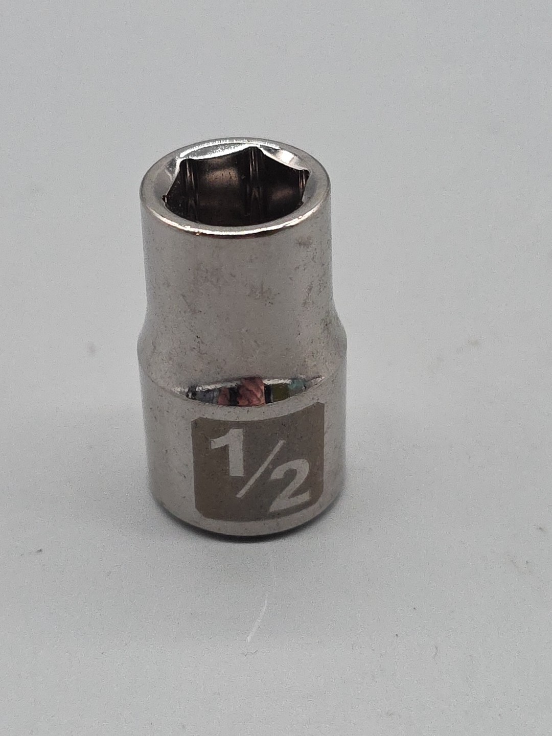 Craftsman Tools 1/2″ Drive Standard SAE Socket, 1/2″ 6pt #45885 USA