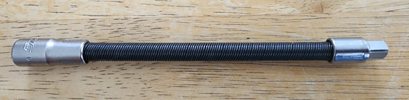 Snap-On Tools USA NEW 1/4″ Drive 6″ Flexible Socket Extension TM61A