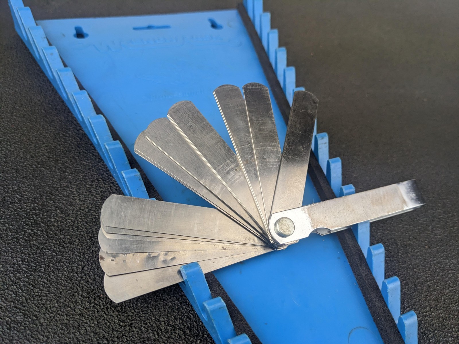 #bl570 Blue Point FB325A Feeler Gauge Set 25 Blades Inches SAE Metric USA
