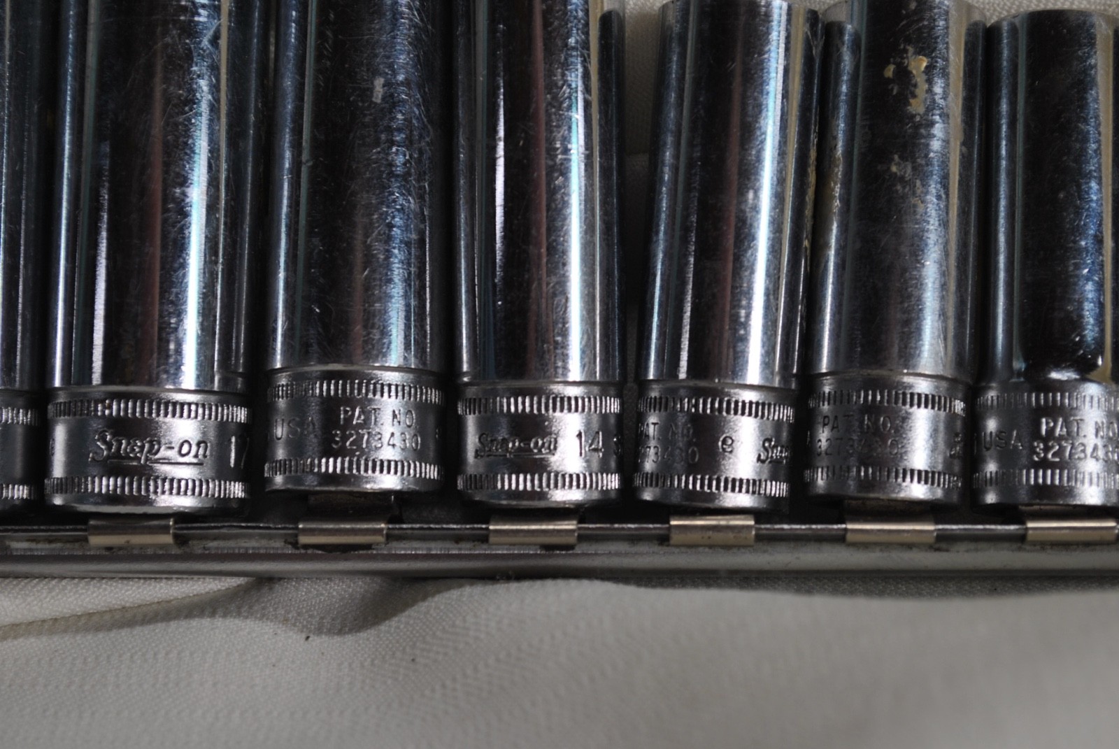 Lot of 9 Snap On 3/8″ Drive 6PT Metric Deep Chrome Socket SFSM9-SFSM19.