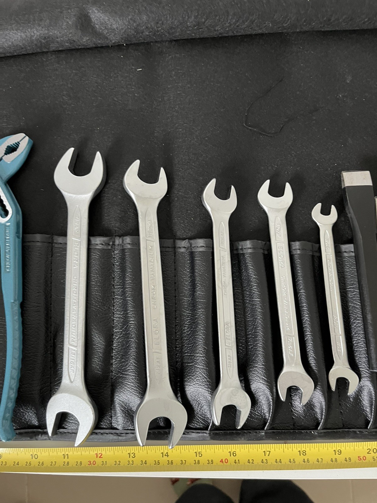 Elora (Germany) Classic tool kit in roll