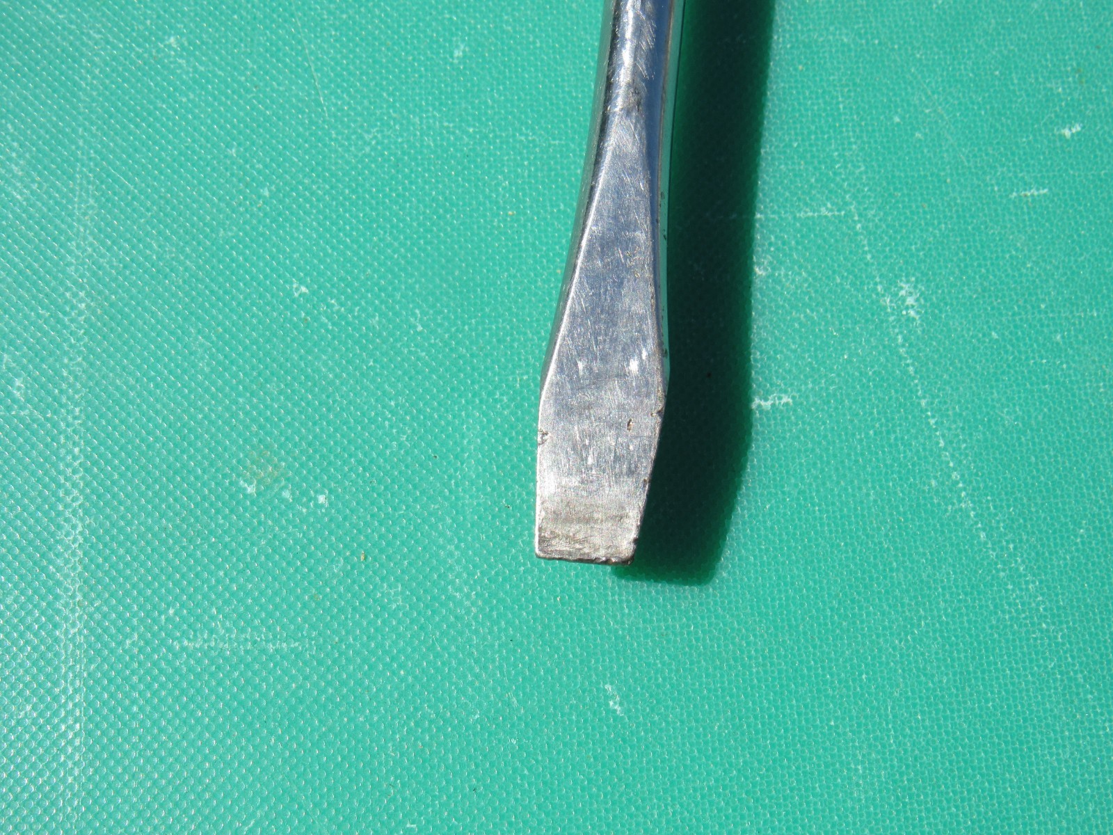 SNAP ON SGD6BR SGD6B RED BLACK HANDLE STRAIGHT / FLAT TIP / SLOTTED SCREWDRIVER