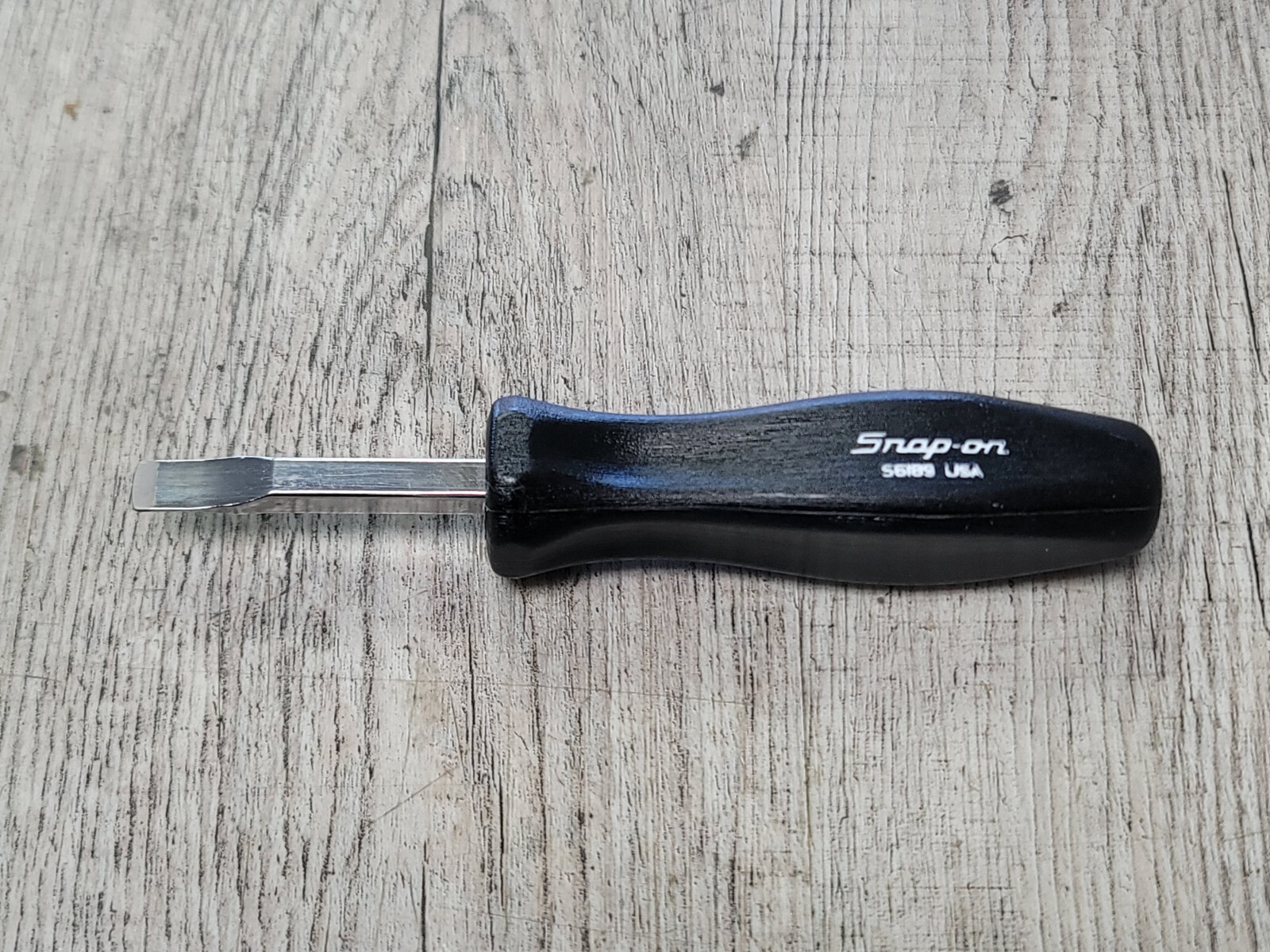 Snap-on Tools USA NEW BLACK Hard Handle Small Dzus Fastener Screwdriver S6189