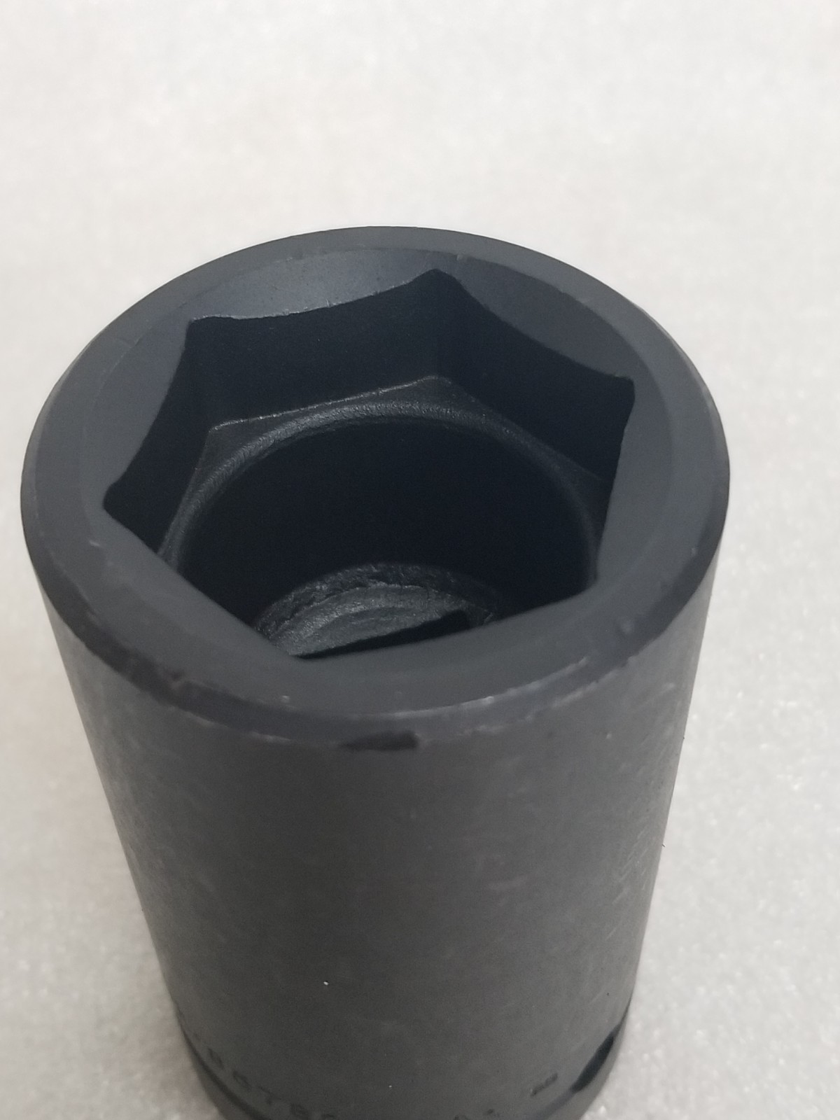 S-K 85780 Dual Budd wheel Impact Socket 1-in.Dr. 6-Pt 1-1/2″, 13/16″ Sq. USA