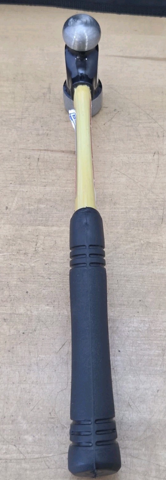 New Blue Point BPN16B – 16 oz. Fiberglass Handle Soft Grip Ball Peen Hammer