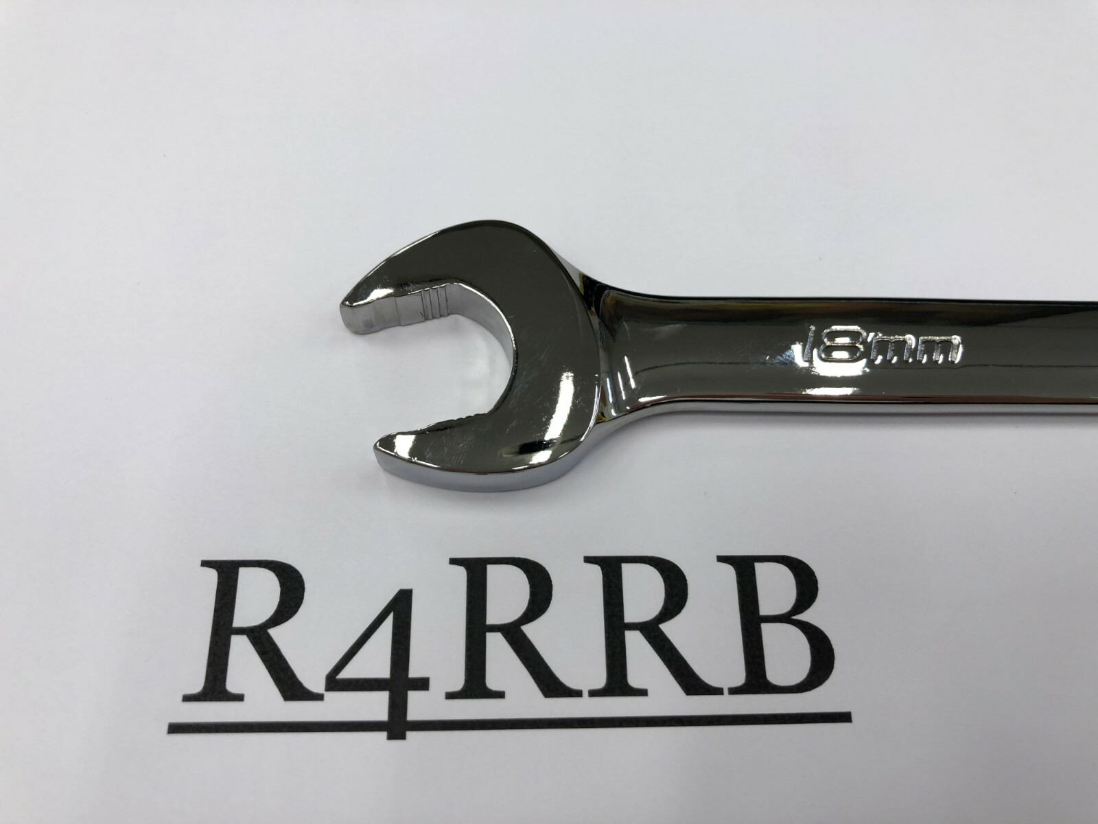 Snap-On Tools USA NEW 18mm Metric Flank Drive PLUS Combination Wrench SOEXM18