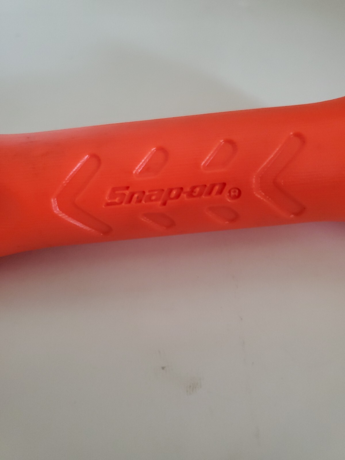 Snap-on Tools Hard handle STRIKING PRY BAR MPBS10A, 4 colors 10″ NEW!!!!!!!!!!!!