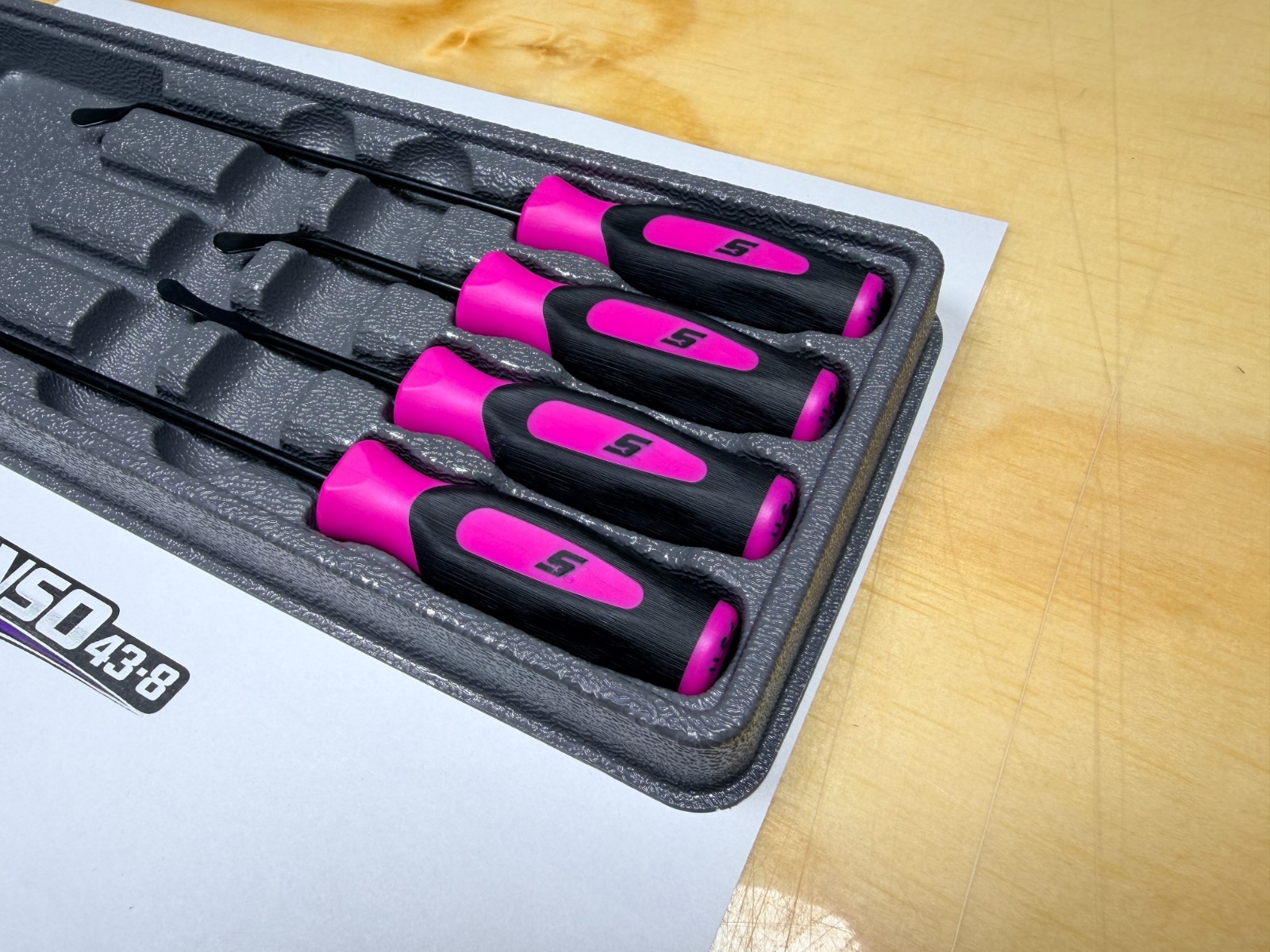 Snap-on Tools NEW ELECTRIC PINK 4pc Soft Grip Seal Removal Tool Set SGSR104AEP
