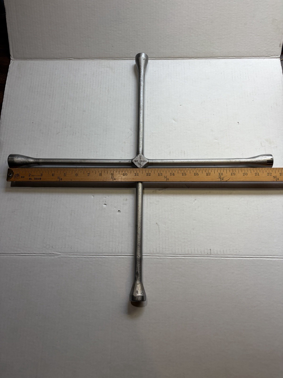Rare Vintage Craftsman 22” 4-Way Tire Lug Nut Wrench Auto Mechanic Tire Iron USA