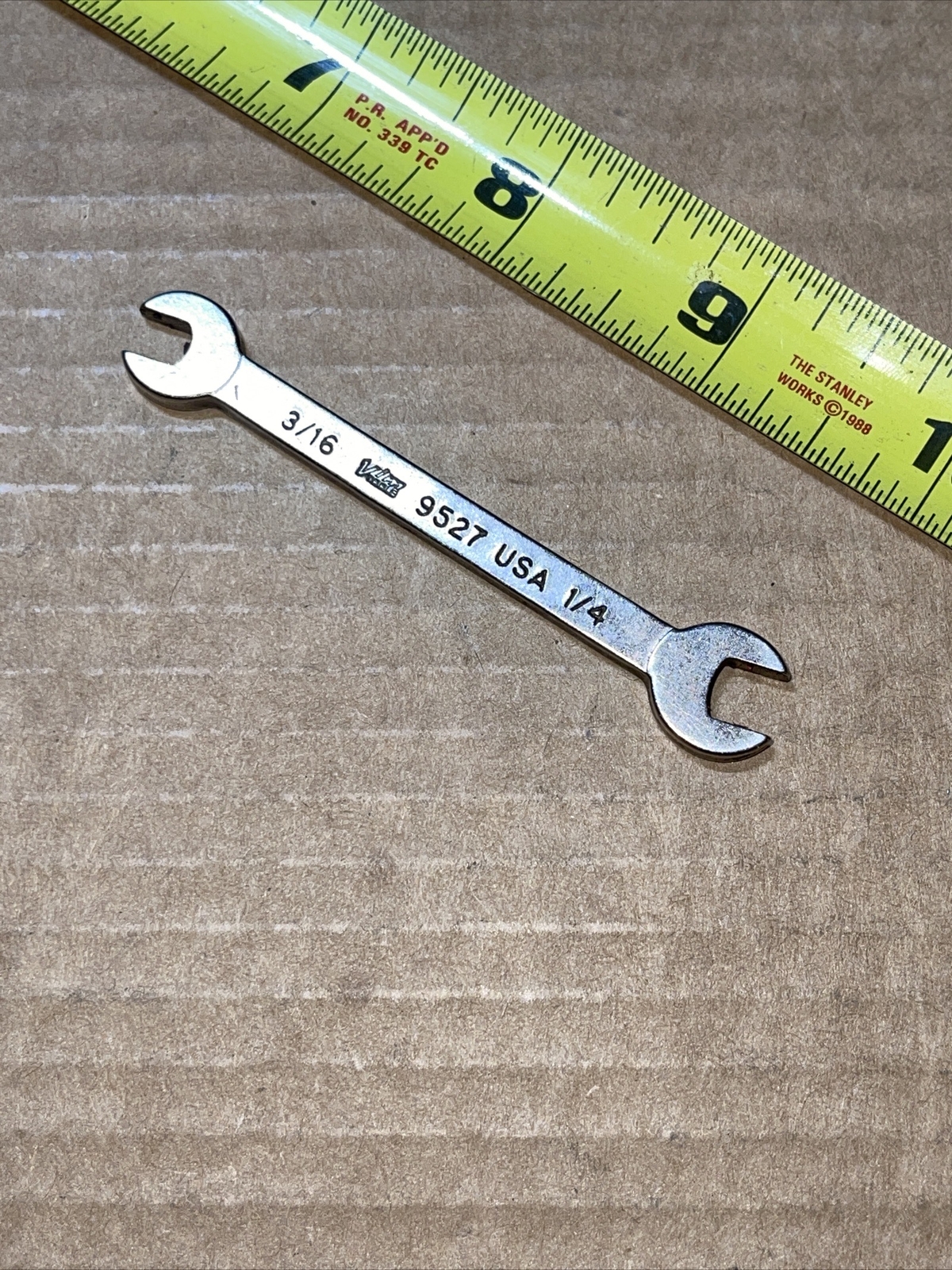 Vintage Vim USA 9527 3/16 In X 1/4 In SAE Open End Stubby Wrench Short