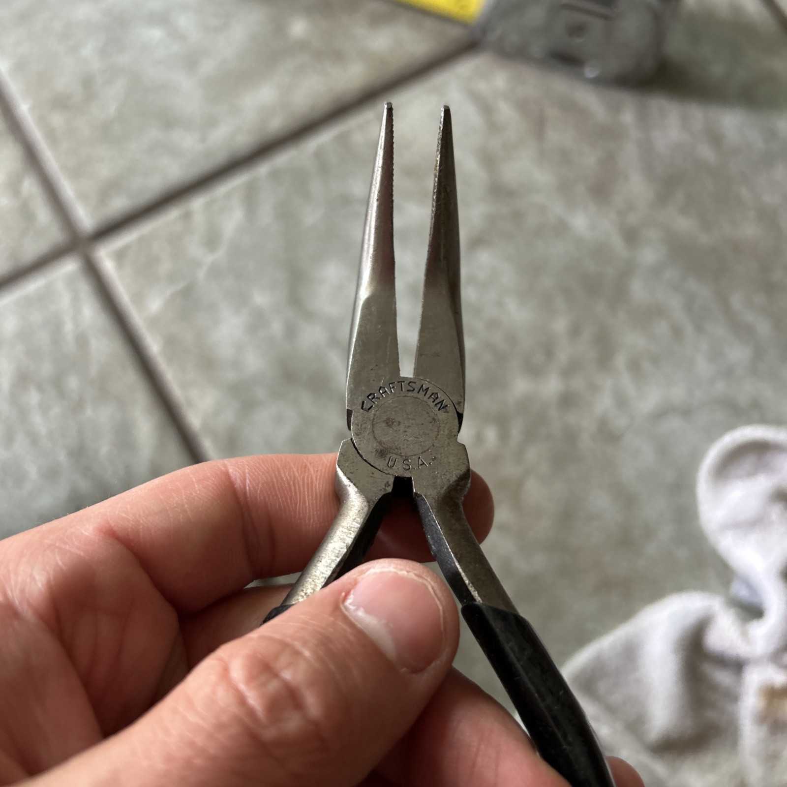 Craftsman Tools USA «C» Stamp 5.5″ Long Black Grip Bent Needle Nose Pliers