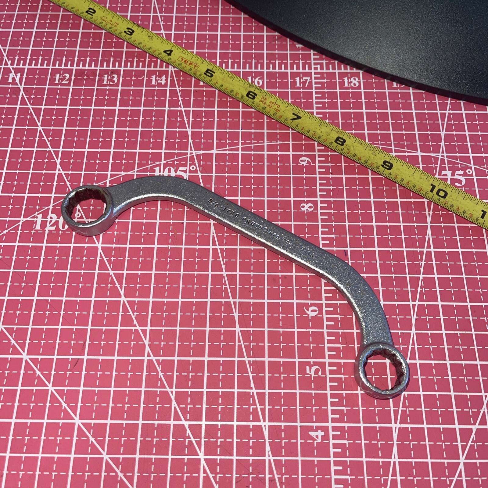 Proto USA 1730 Professional 5/8 X 9/16 In SAE Banana Obstruction Wrench 12 Point