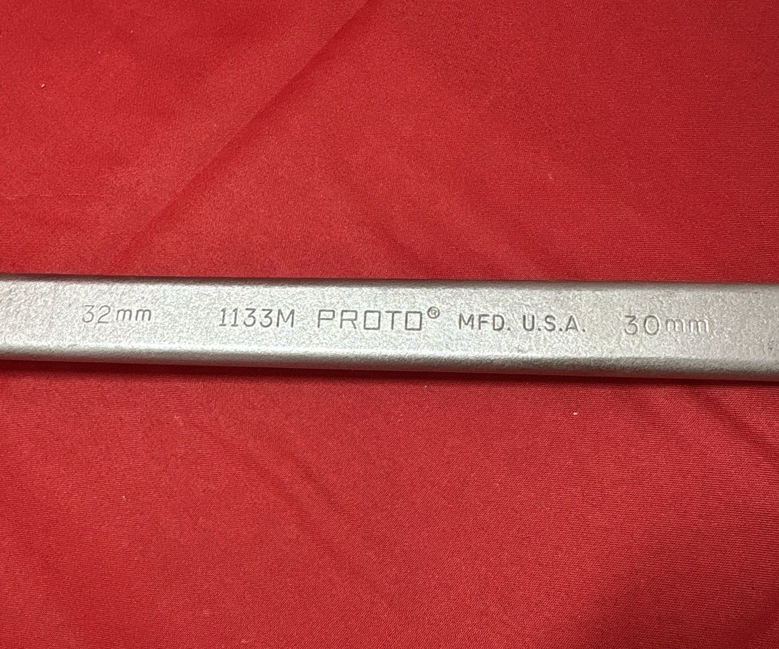 PROTO 1133M 30MM x 32MM 12PT, OFFSET BOX WRENCH VINTAGE Proto Wrench 19inches