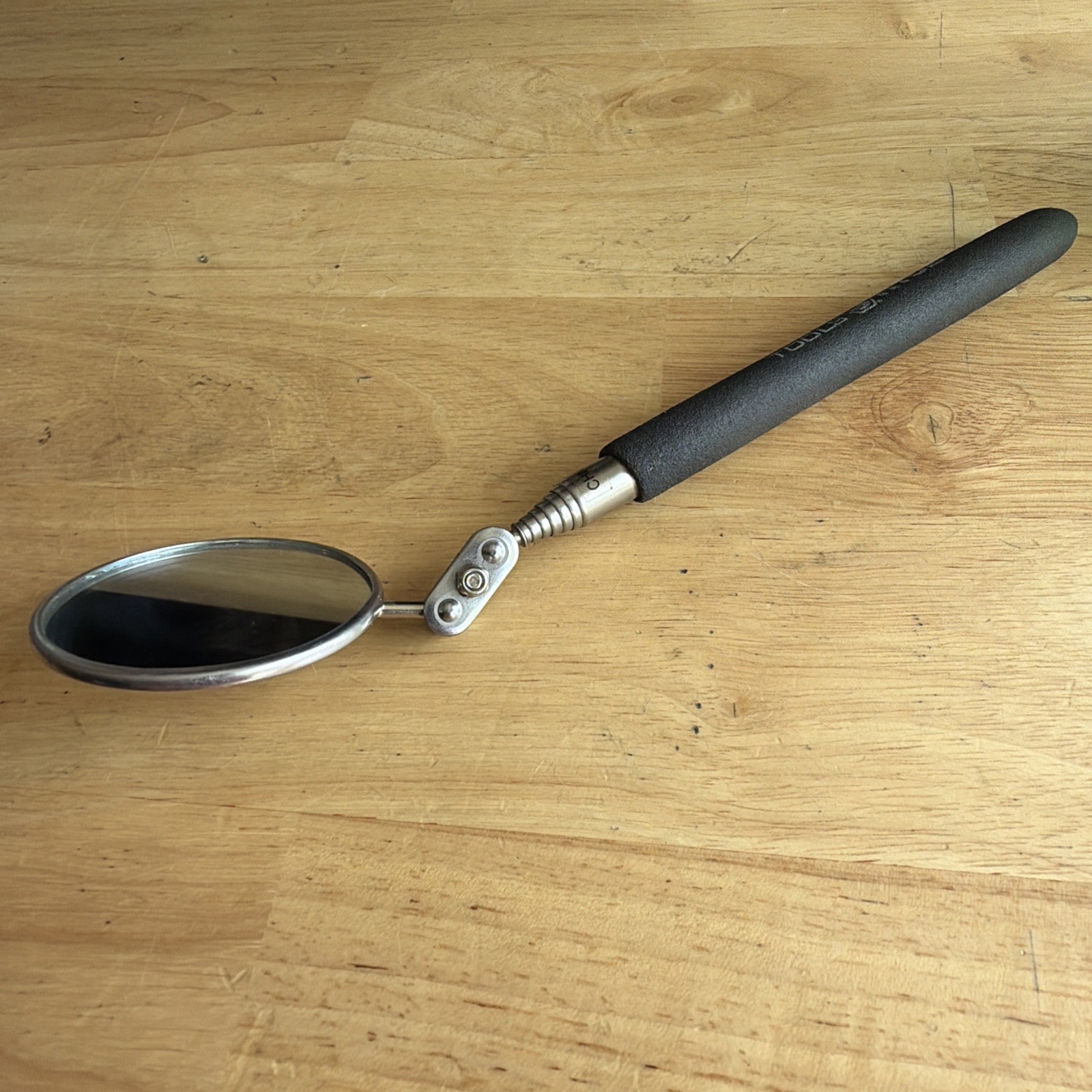 Matco Tools 2-1/4″ Telescoping Round Inspection Mirror Black Handle HTC2