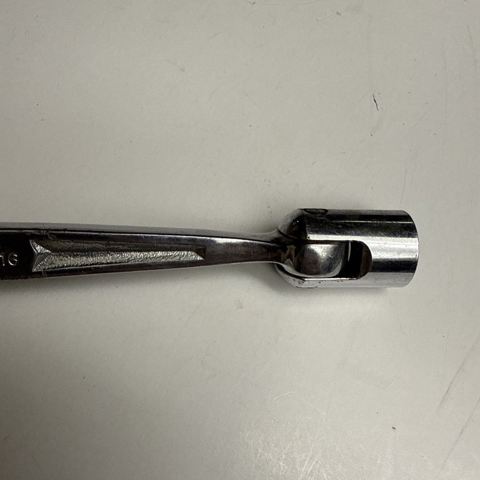 Snap-On FH1618C 12 Pt 1/2» x 9/16» Double Flex Head Socket Wrench 8-1/2» Long