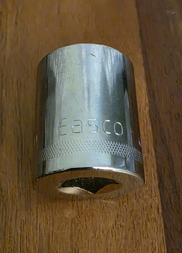 Easco USA 15/16″ Socket 12 Point 1/2″ Drive 53 3130