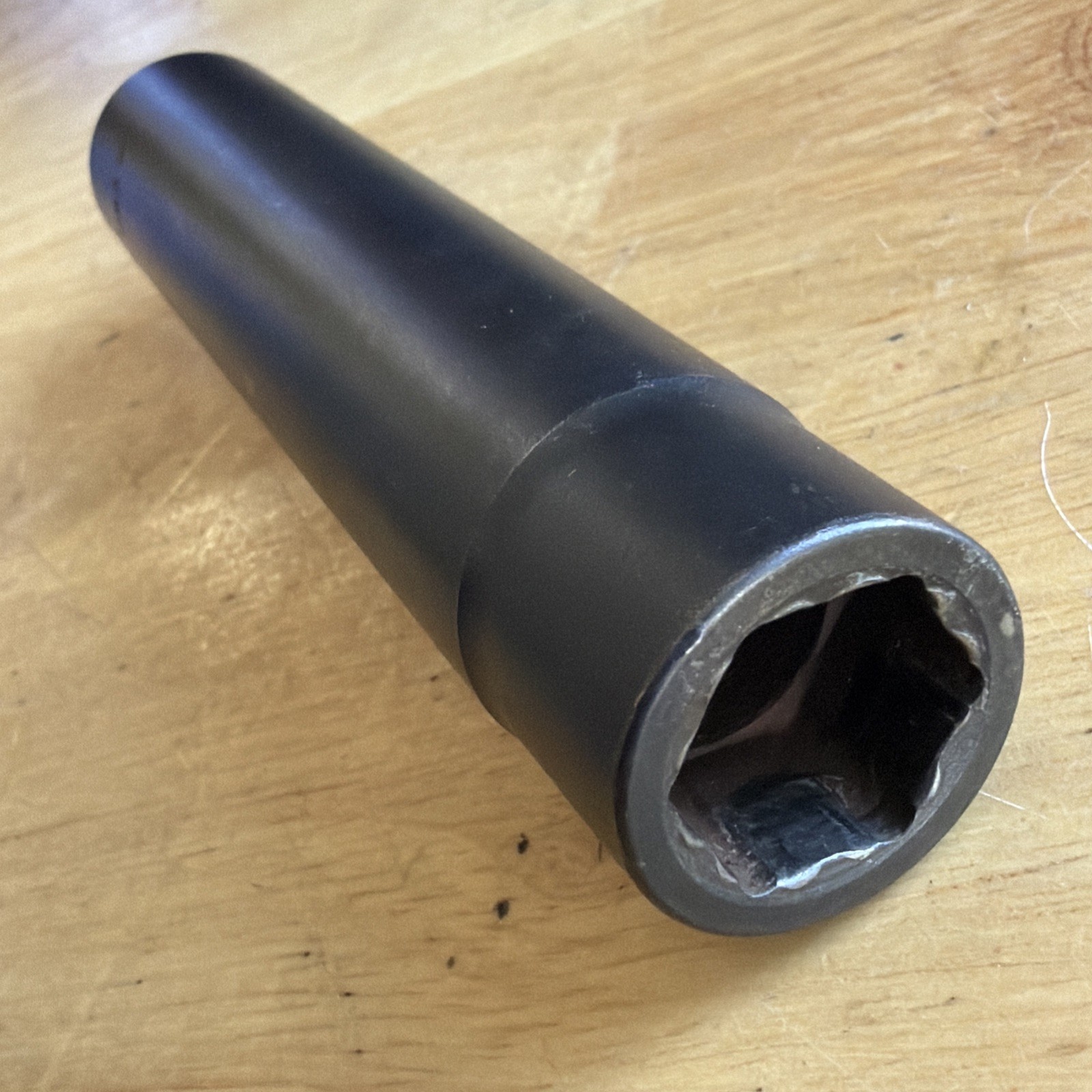 Snap On Tools 5/8″ Extra Deep Impact Socket 1/2″ Drive 6 Point SIML200 USA