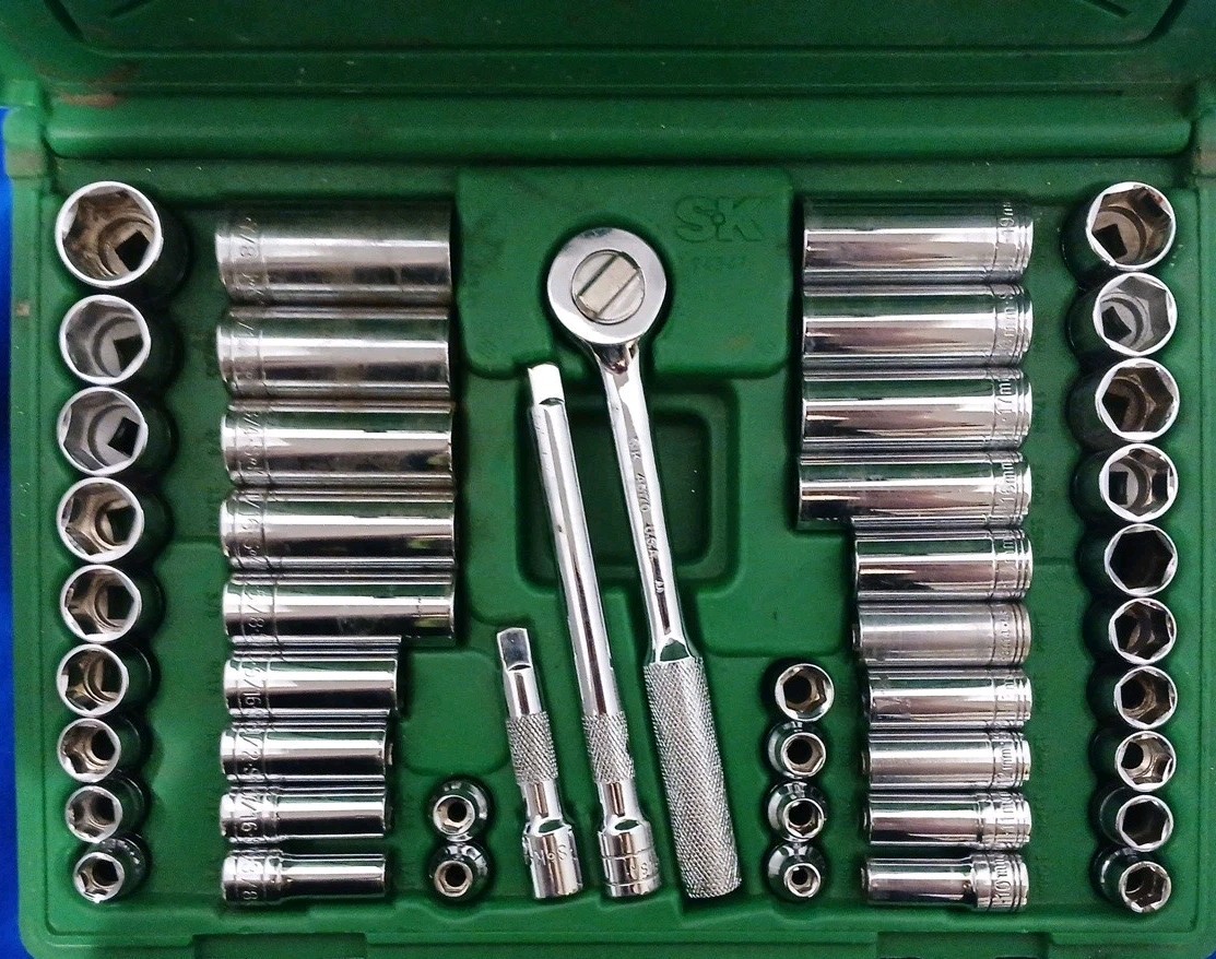 SK Tools USA 94547 Standard & Metric 3/8″ Drive 47pc Socket Set